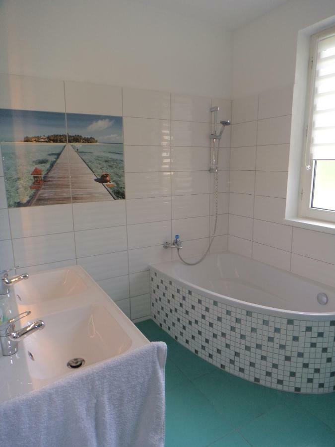 Boathouse With Sauna Apartment Balatonlelle